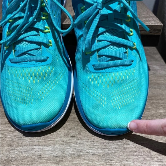(7) Nike Flex Run 2016 - Picture 7 of 15